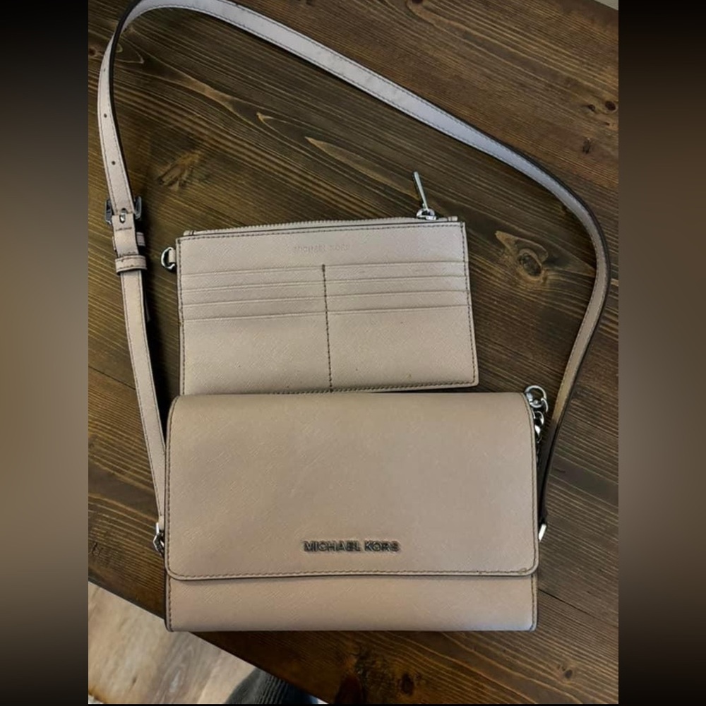 Michael Kors Crossbody